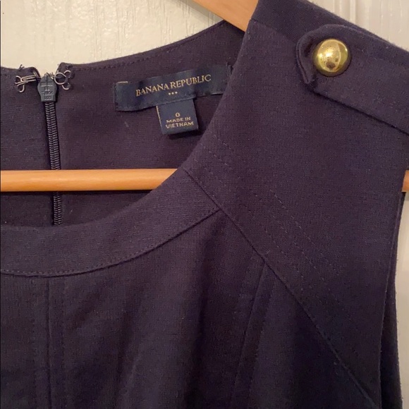 Banana Republic Sheath Dress w/ Gold - Picture 5 of 5